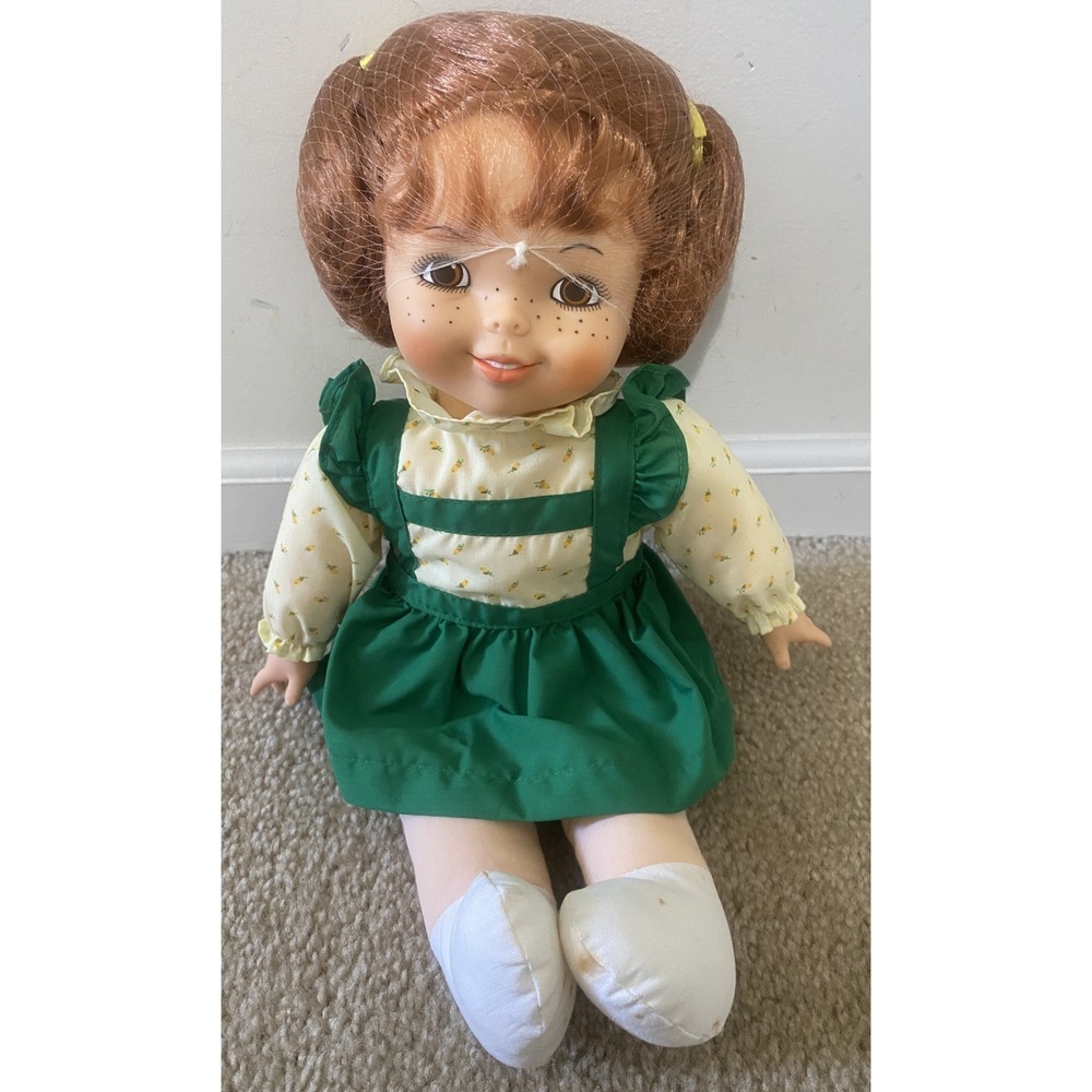 1988 Quilted Northern Tissue Advertising Collectors Doll by James River Corp